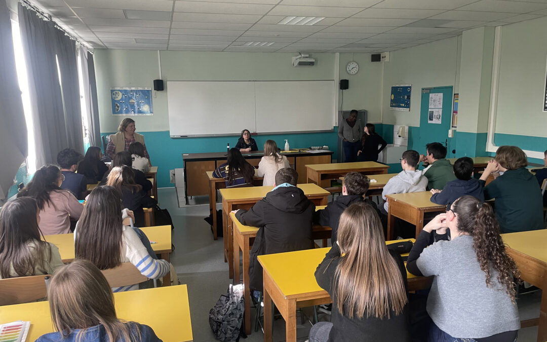 Rencontre “Femmes et sciences” au lycée Arcisse de Caumont à Bayeux