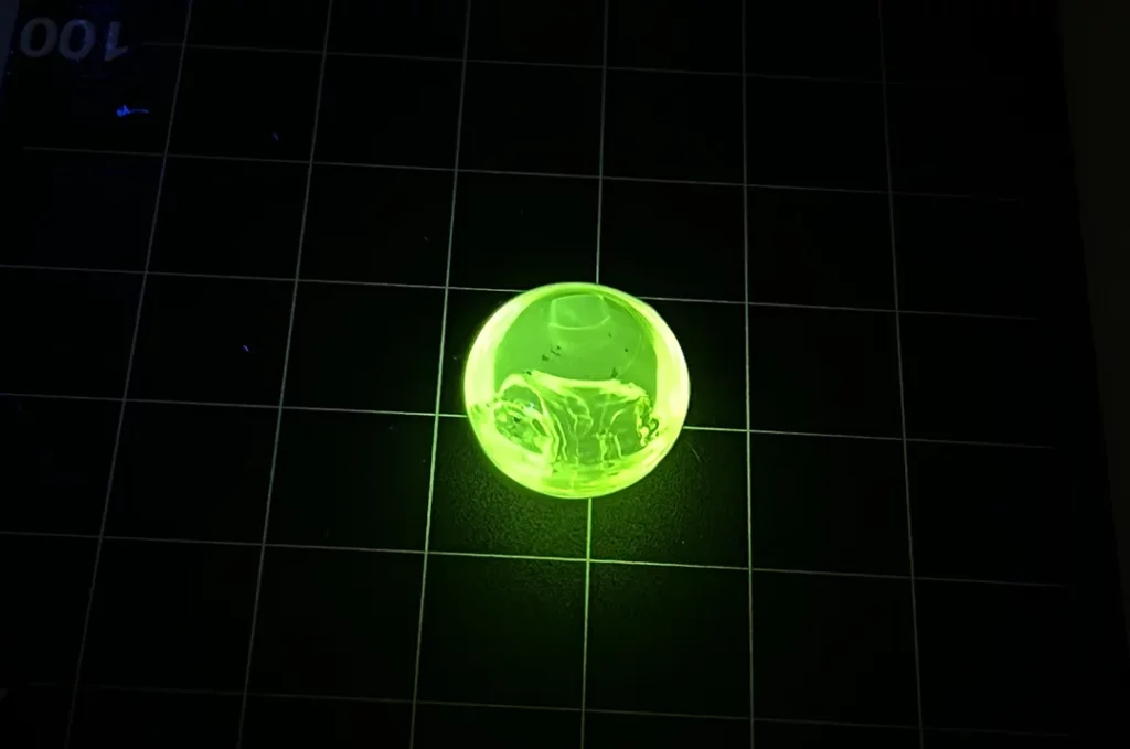 LiTbF4_UV_lamp